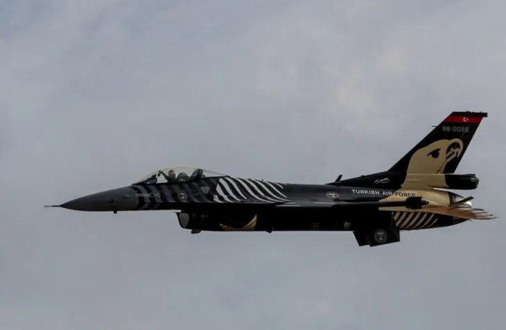 Turska avion