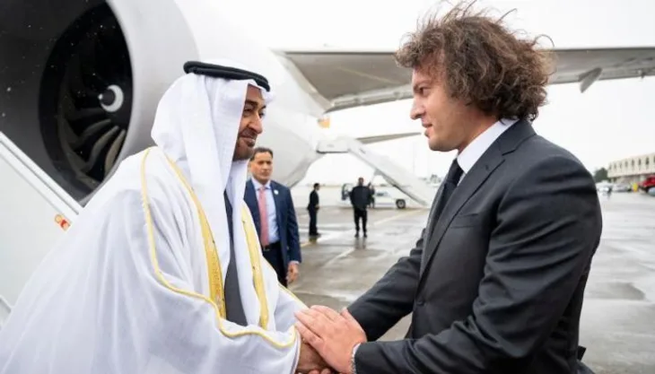 Seik Mohammed bin Zayed Al Nahyan po dolasku u Gruziju