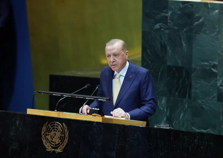 eedogan un/ x