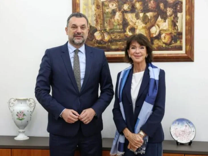 Elmedin konakovic Arnhild Spence