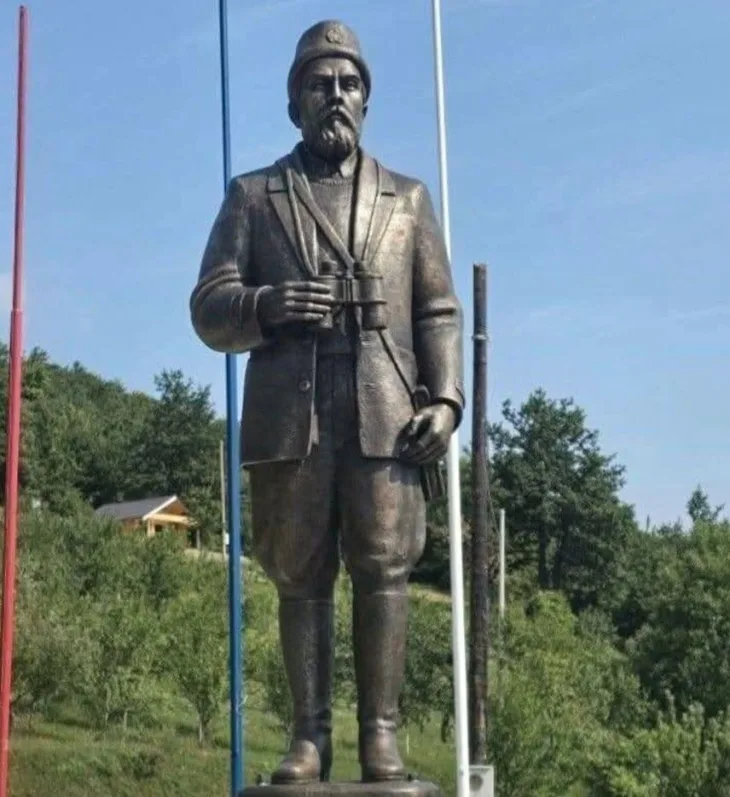 Spomenik Pavle Đurišić