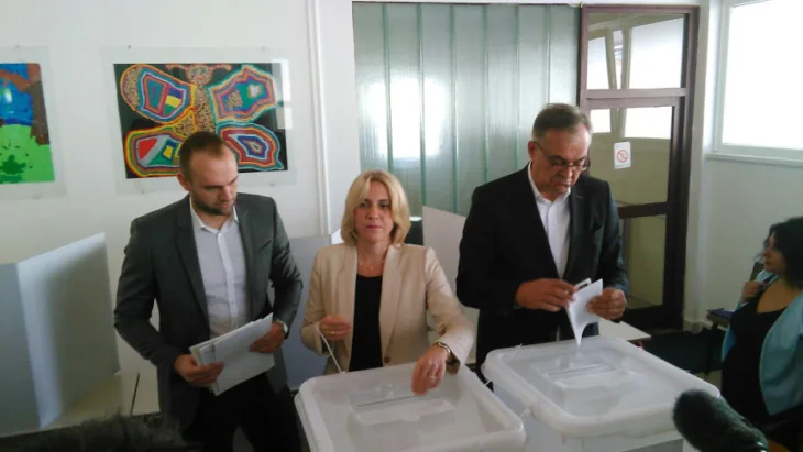 Zeljka cvijanovic muz sin 1