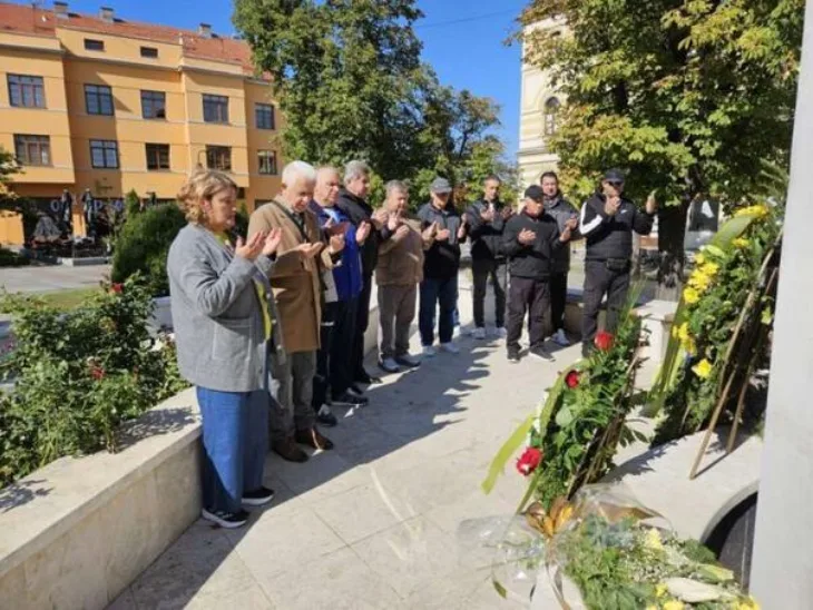 Viteska motoeizivana brigada/ Fena