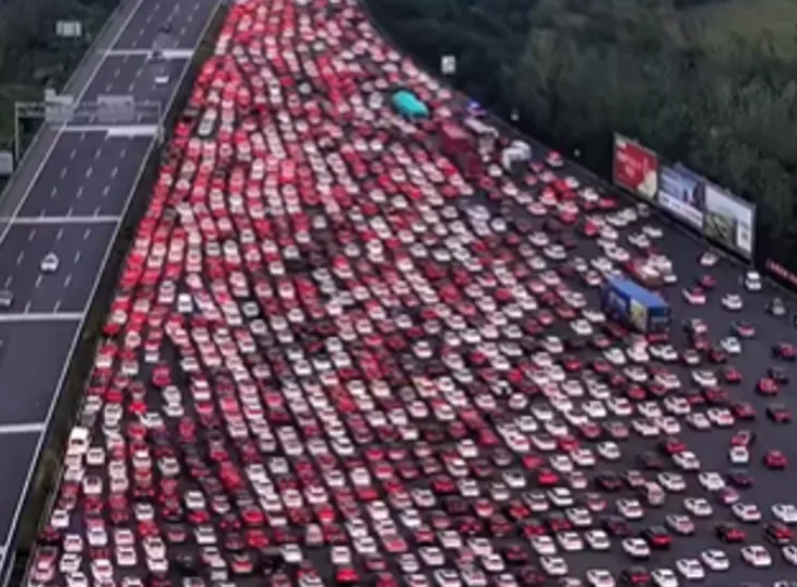 Kina saobracajna guzva