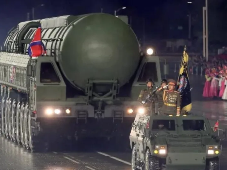 Kim Jong Un Sjeverna Koreja nova raketa