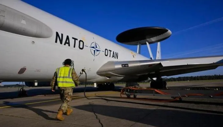 NATO avion