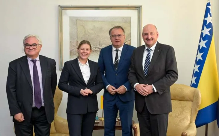 Nermin Nikšić sa zastupnicima Bundestaga i ambasadorom Njemačke/ vlada fbih