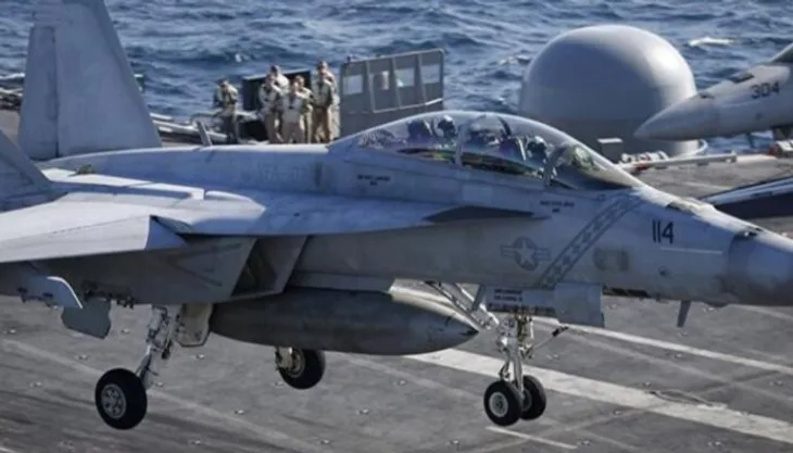 Americki borbeni avion