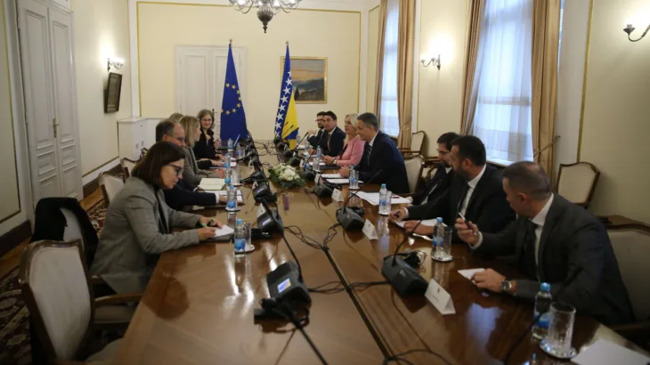 Denis becirovic kaja kallas