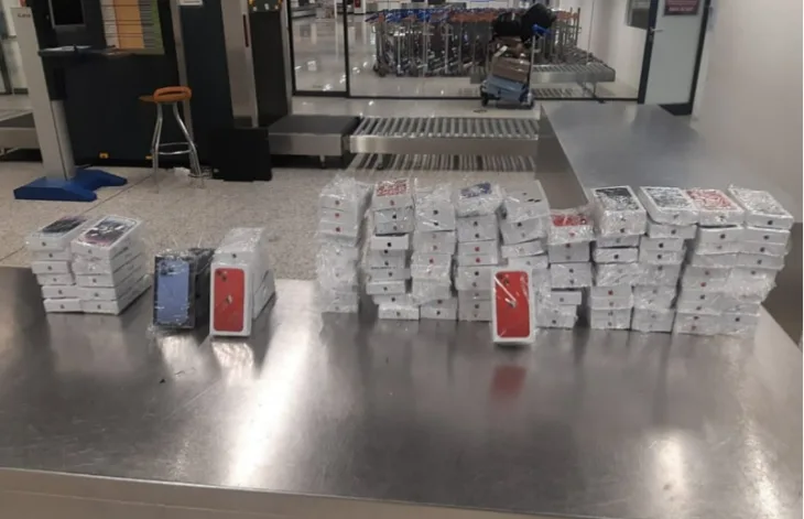 Iphone krijumcarenje