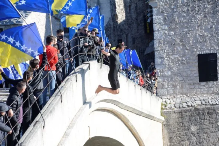 Mostar Skok bez aplauza 1