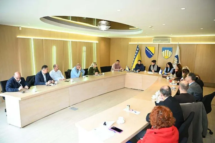 Opcina Novi Grad Sarajevo i ove godine finansira kupovinu uzina za ucenike slabijeg imovnog stanja