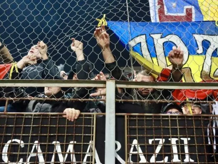 Rumuni navijaci zenica