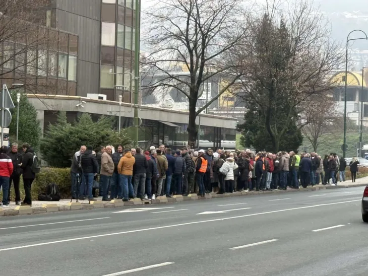 Vlada fbih krivaja protesti