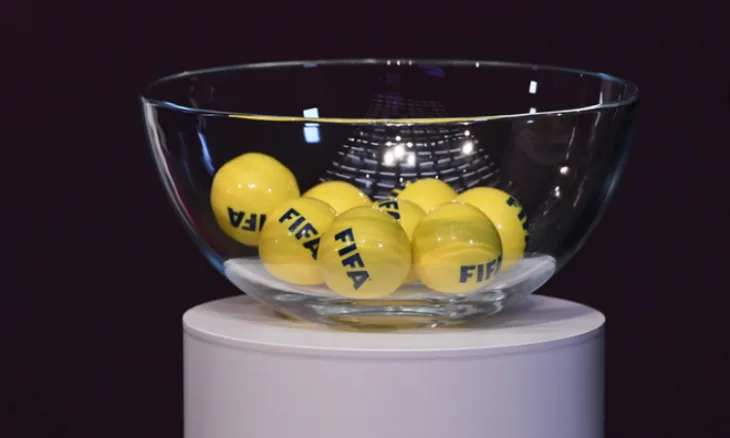 Fifa kuglice 1637920777