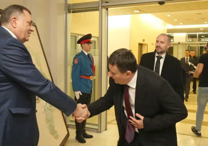 Milorad dodik i vlado djajic scaled 872x610