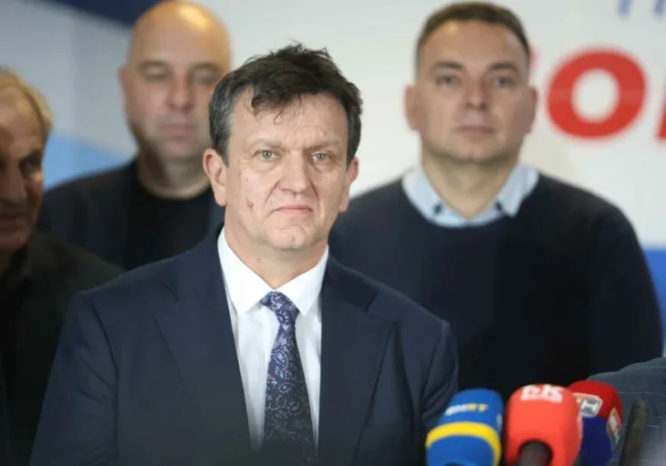 Branko Blanusa SDS prijevremeni izbori RS foto M jakovljevic ringier 5 872x610