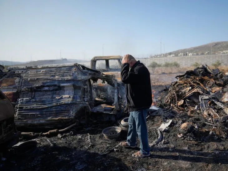 Palestina Izraelski doseljenici pale kuce Palestinaca