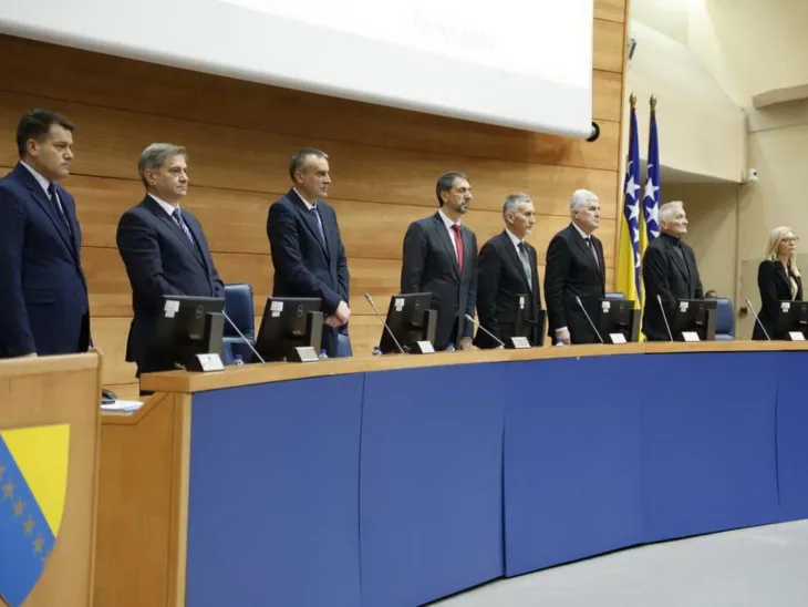 Oba doma Parlamenta Bi H