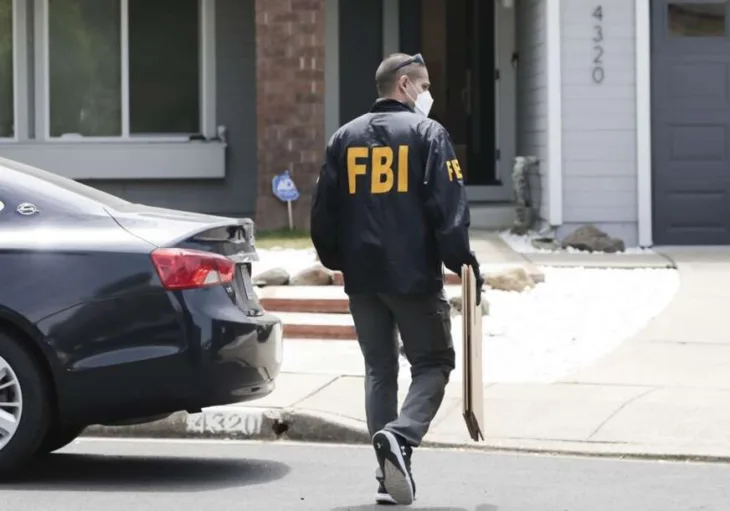 Policija sad fbi 872x610