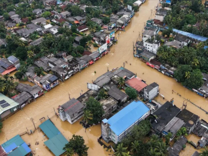 Indonezija poplave11 X