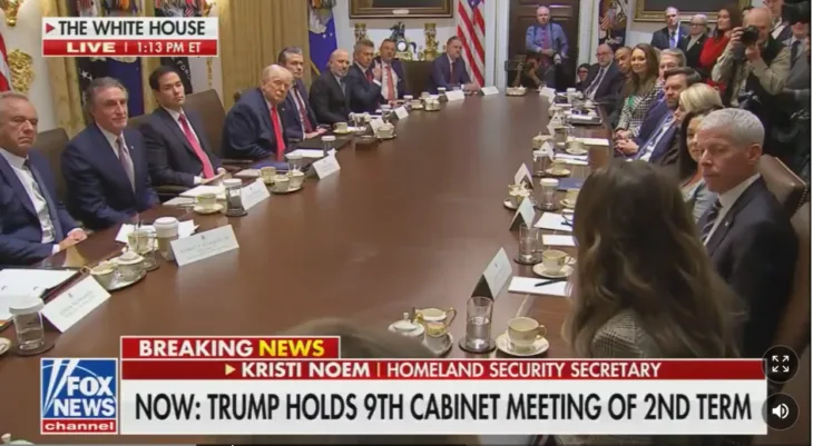 Donald Trump Kristi Noem uragan