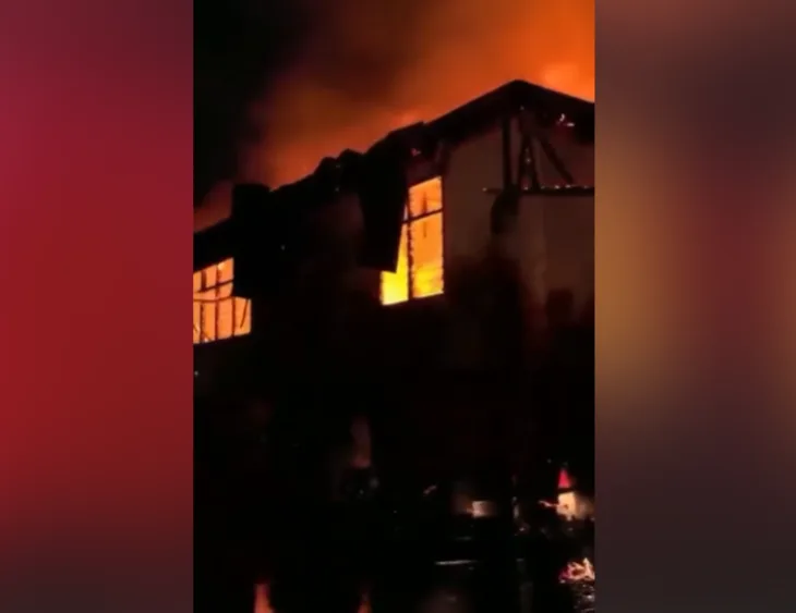 Indonezija pozar dom penzionera 12