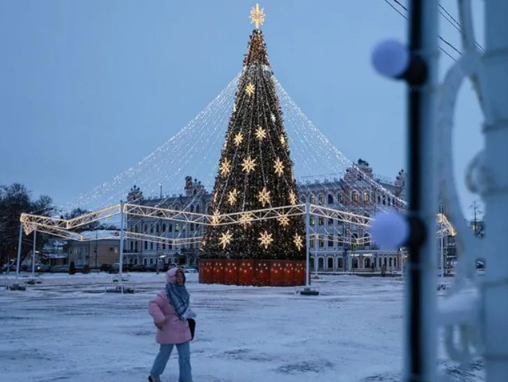 Rusija nova godina snijeg 2026 Foto: TASS