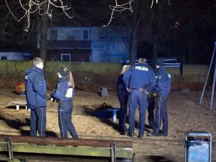 Njemacka 01 tinejdzera u Njemackoj poginula u eksploziji pirotehnike