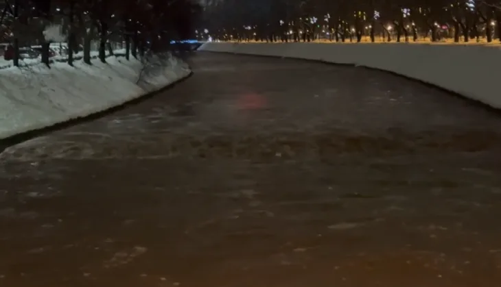 Miljacka sarajevo snijeg