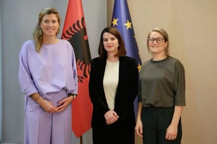 Anneleen Van Bossuyt sa Albanom Kociu