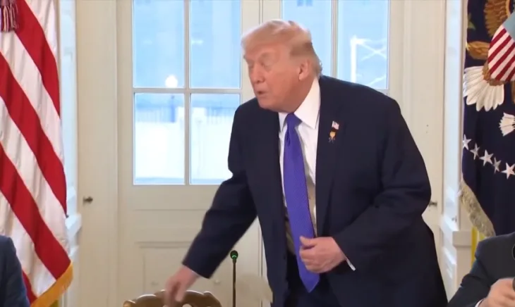 Donald Trump prekinuo sastanak s naftnim direktorima da pogleda svoju prelijepu balsku dvoranu