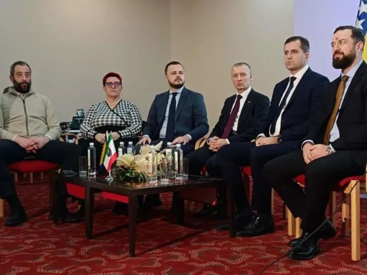 Vlada zdk uspostavlja se integrisani inzdk fromacioni sistem u oblasti zdravstva l b225fdf4b92a173732d6976ff06b0ef4 6964d8d37c349