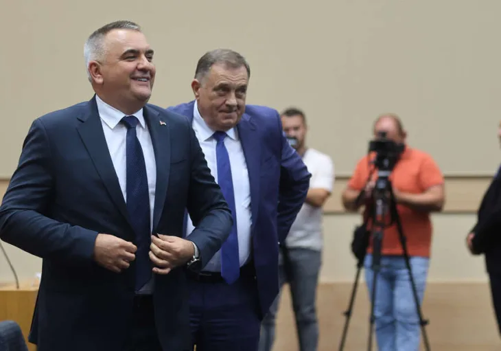 MINIĆ I DODIK