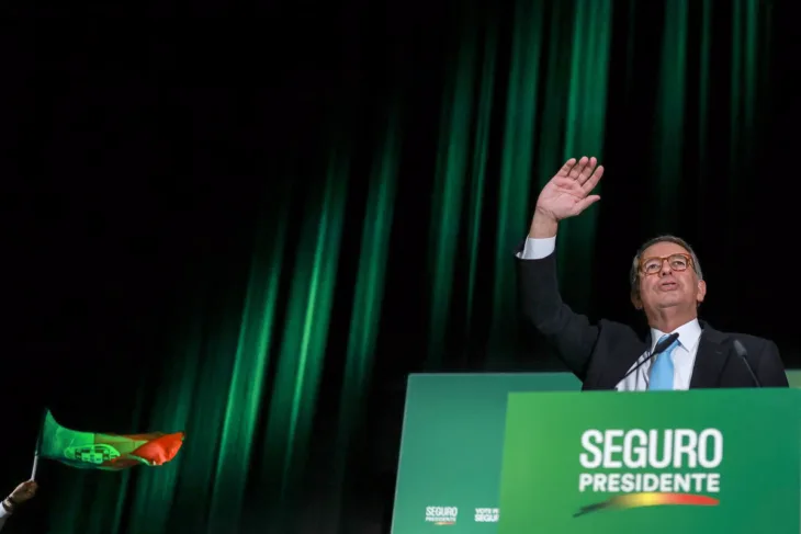 Antonio Jose Seguro A format avif width 1200