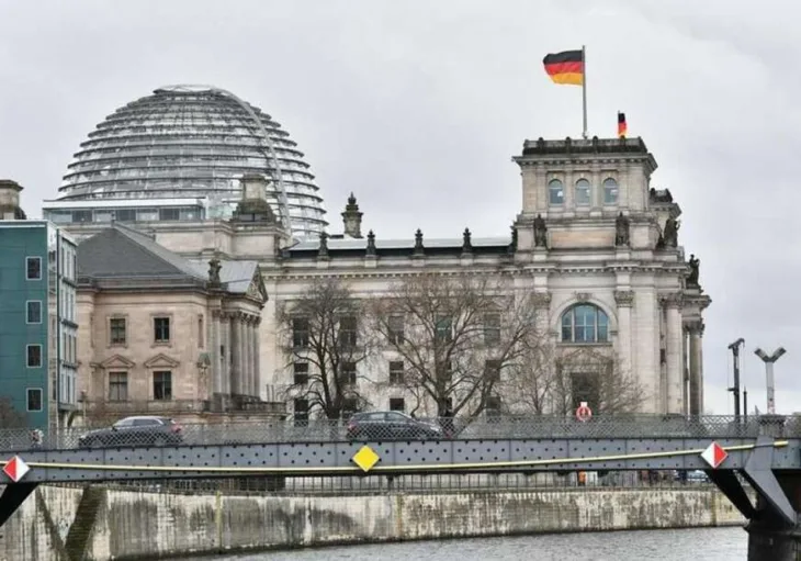 Njemacka berlin 872x610