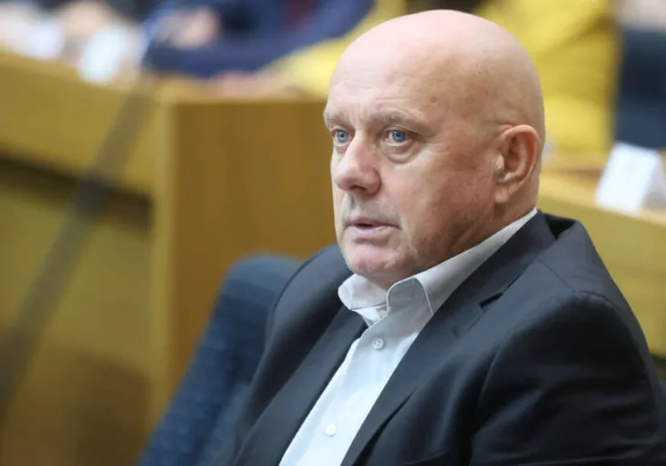 Radislav doncic poslanik narodnog fronta 872x610