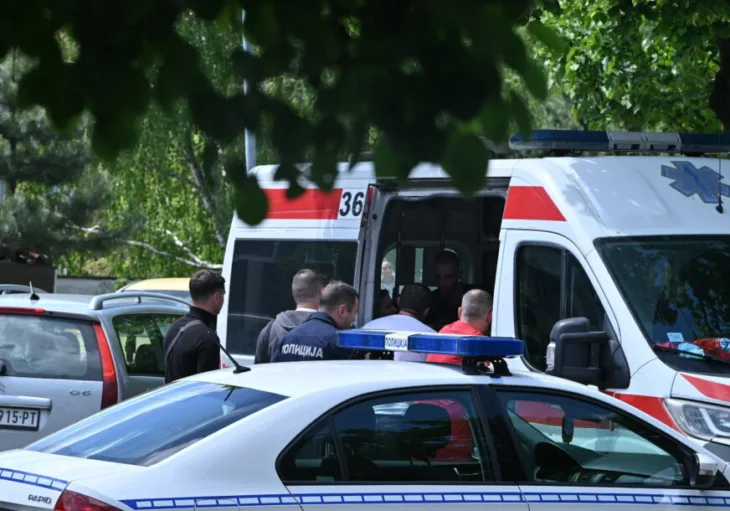 Policija hitna srbija 872x610