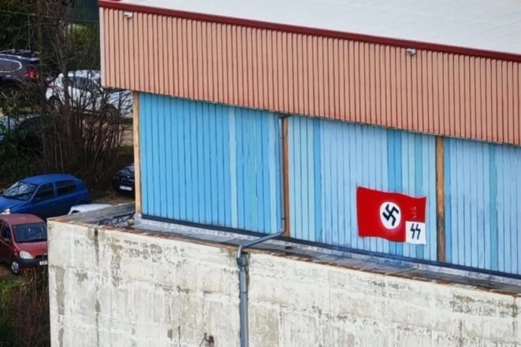 Rijeka nacisticki simboli na dvorani