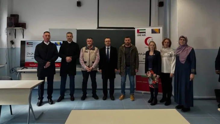 Vares emiratski crveni polumjesec opremio kabinet u os vares92650