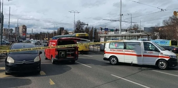 Tramvaj iskocio iz sina etto