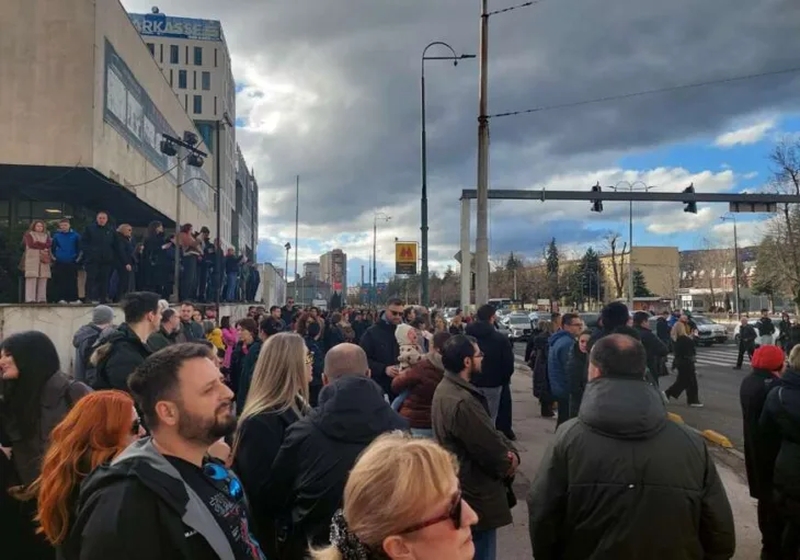 Protesti tramvaj sarajevo 1 2 872x610