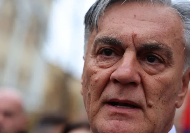 Sinisa karan 03 872x610