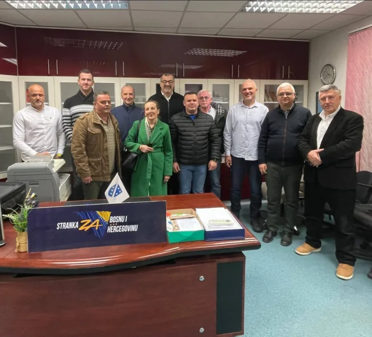 Bivsi kadrovi DF a pristupili Stranci za Bi H