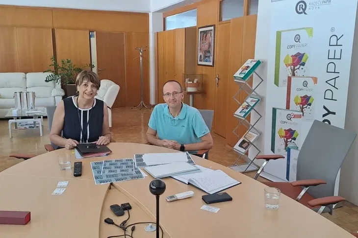 cik Irena Hadžiabdić potpisala ugovor s predstavnikom slovenske kompanije