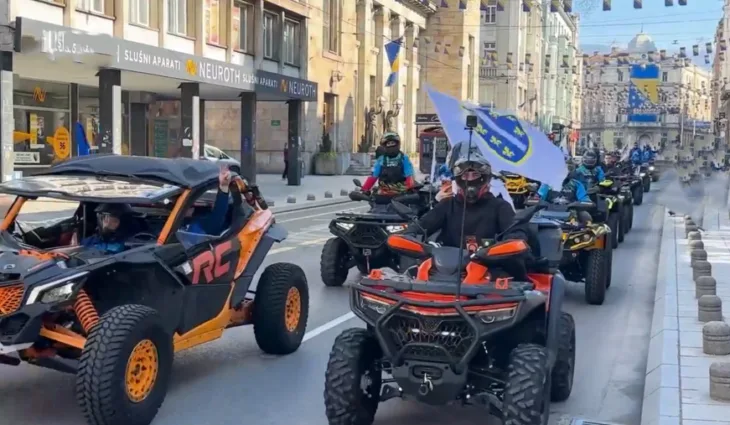 Defile kvadova povodom Dan nezavisnosti Bi H