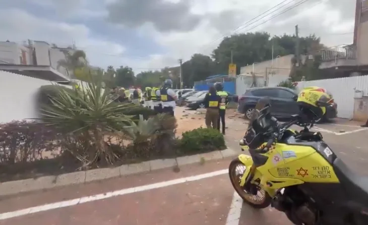 Iran 03 ispalio balisticku raketu s kasetnom bojevom glavom na centralni Izrael