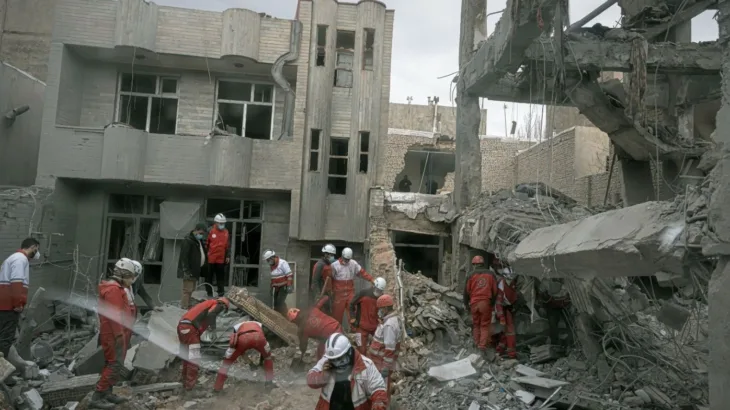 Iran 03 Pogodena zgrada foto Radio News Hub