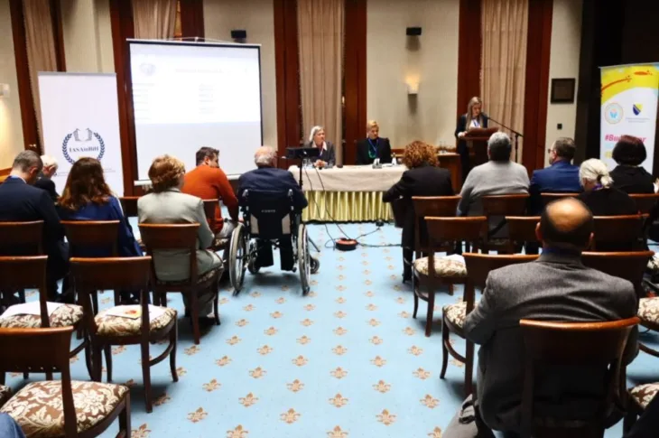 Konferencija o etickim i religijskim aspektima