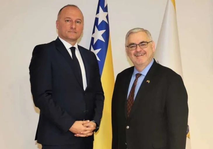 Bogunic krisoka 872x610